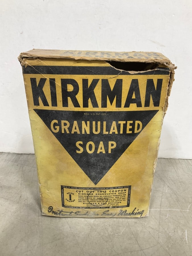 Vintage Kirkman Granulated Soap made in Brooklyn May 5th, 1942: Vintage Kirkman Granulated Soap made in Brooklyn May 5th, 1942