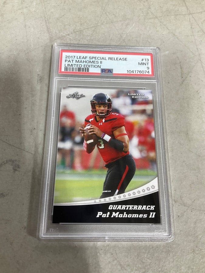 2017 Pat Mahomes Graded Card: 2017 Pat Mahomes Graded Card