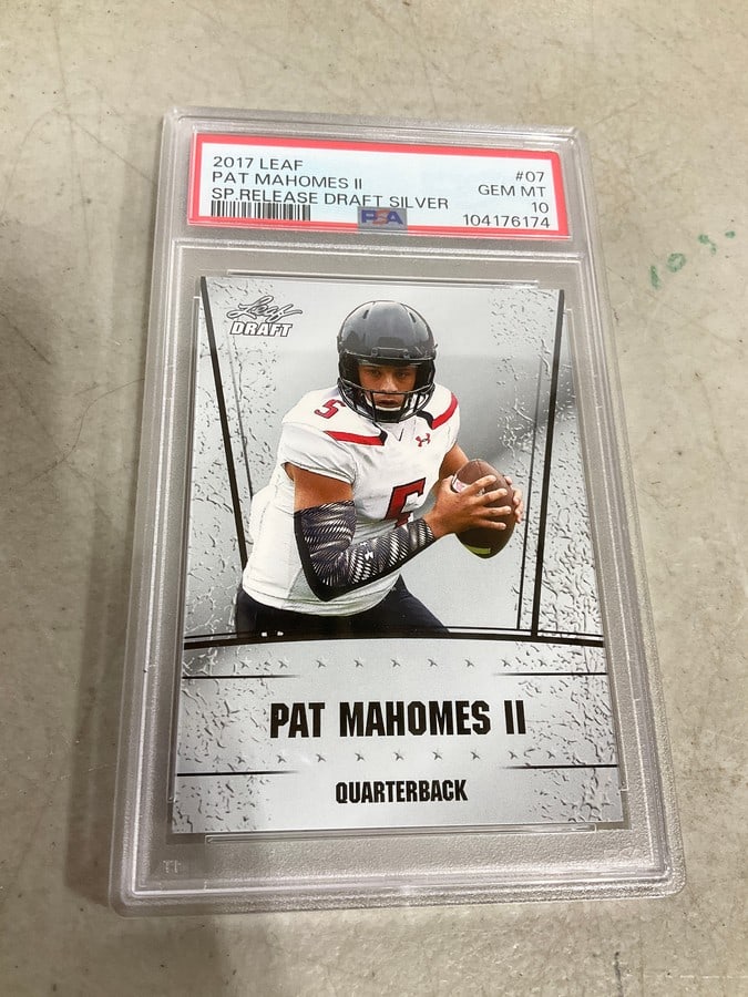 2017 Pat Mahomes Graded Card: 2017 Pat Mahomes Graded Card