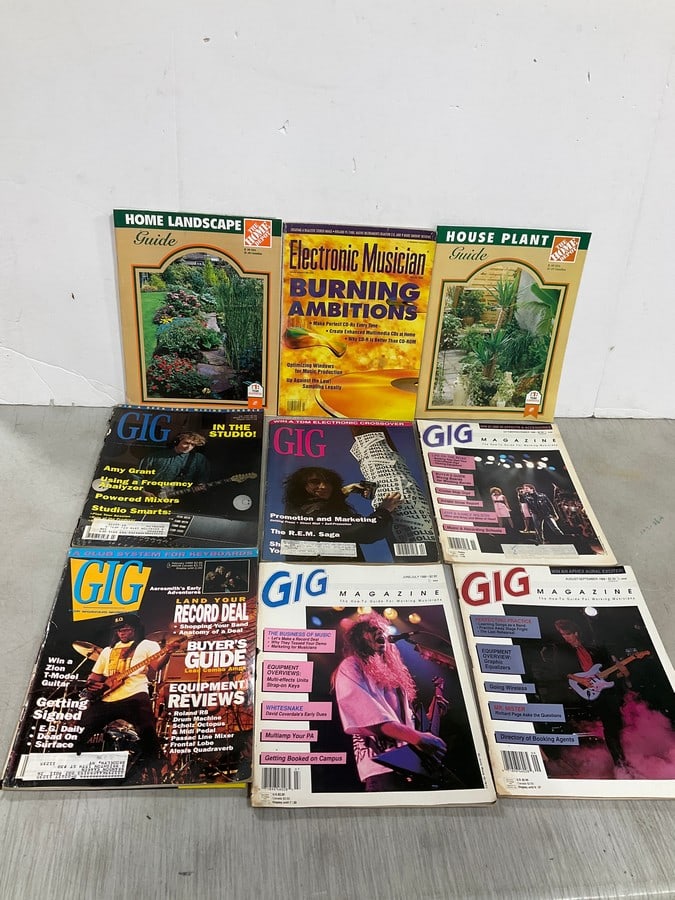 Vintage magazines(mostly Gig) *one cover ripped*: Vintage magazines(mostly Gig) *one cover ripped*