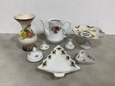 Ceramic Teapot, Vase, and more (Tallest - 8in)