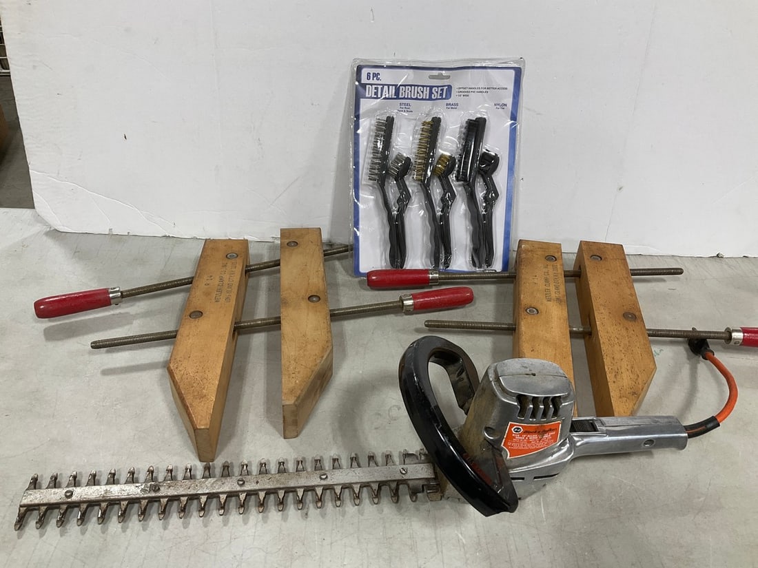 Detail Brush Set, Black & Decker Shrub & Hedge Trimmer, and Clamps (1 of 1)