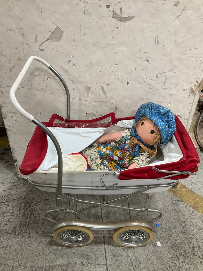 Vintage Baby Carriage (3ft Tall) with Vintage Doll: Vintage Baby Carriage (3ft Tall) with Vintage Doll