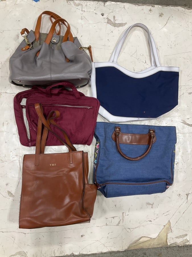 Various Handbags (DV, VMS, etc) (1 of 1)