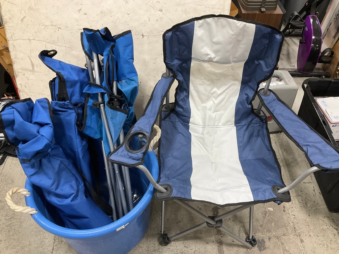Various Outdoor Fold Up Chairs (1 of 1)