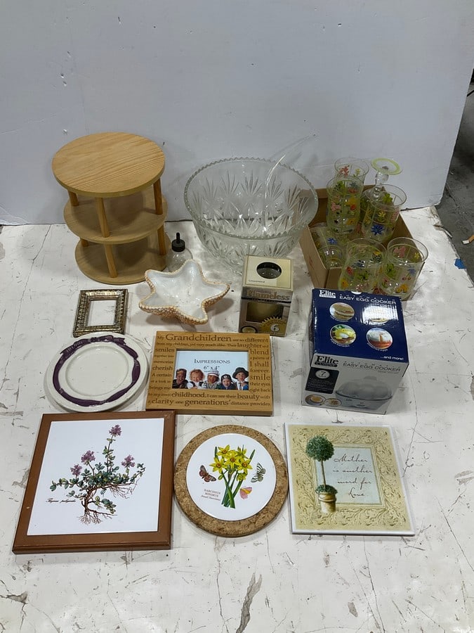 Ceramic Hot Trays, Drinking Glasses, Crystal Glass Bowl, and more(Tallest - 10in) (1 of 1)