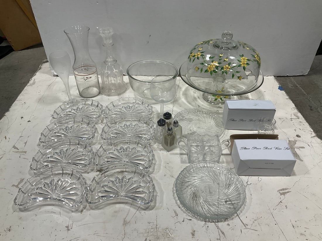 Various Crystal/Clear Glass (Plates, Vase,, Decanter, Serving Platter, and more) (1 of 1)
