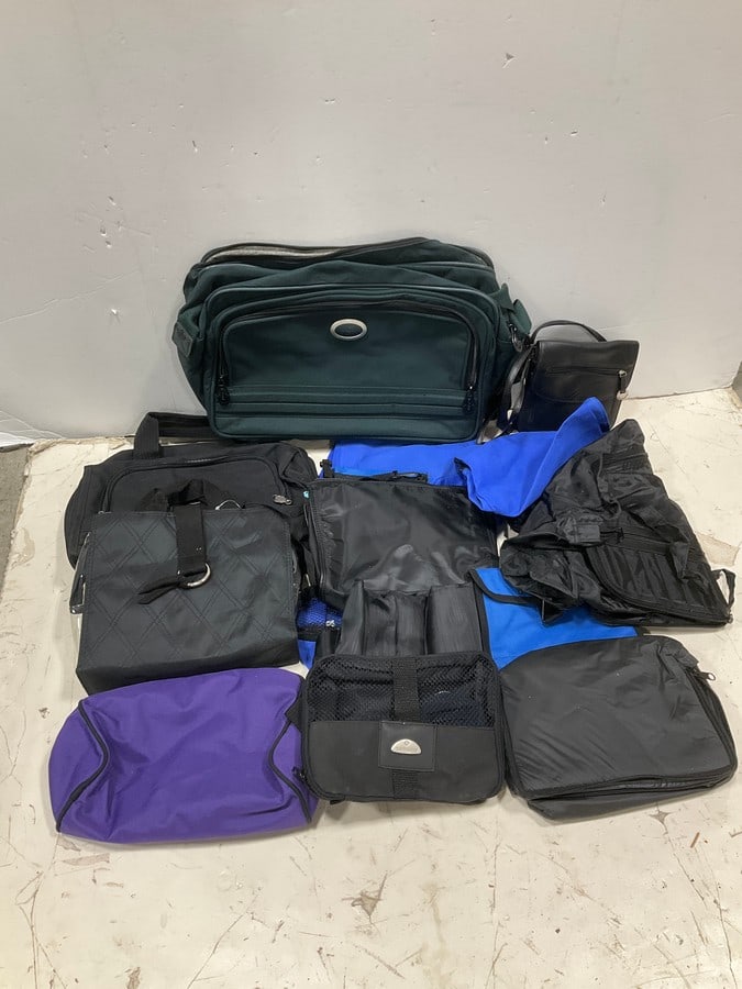 Various Handbags/Travel Bags (Samsonite, and more) (1 of 1)