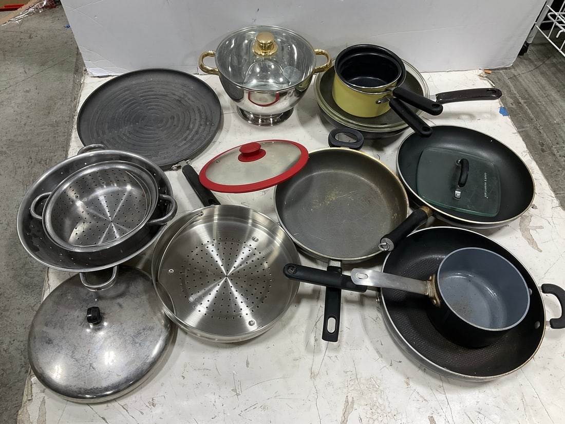 Various Pots, Pans, and more *some with lids* (1 of 1)