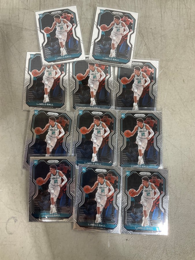 Lamelo Ball collectible cards (1 of 1)