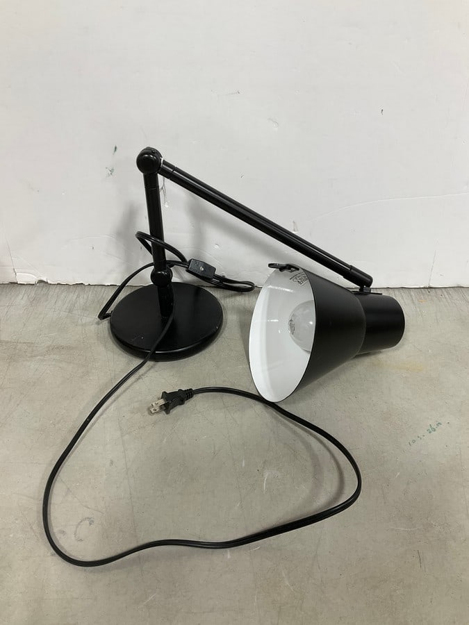 Black adjustable desk lamp (1 of 1)
