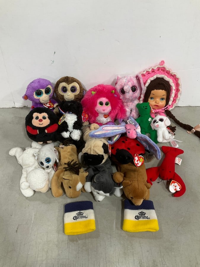 Various dolls, Corona wristbands, and more (1 of 1)