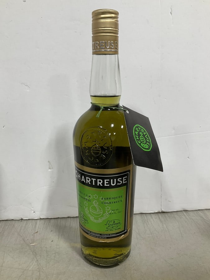 Chartreuse liqueur(110 proof, 750mL) (1 of 1)