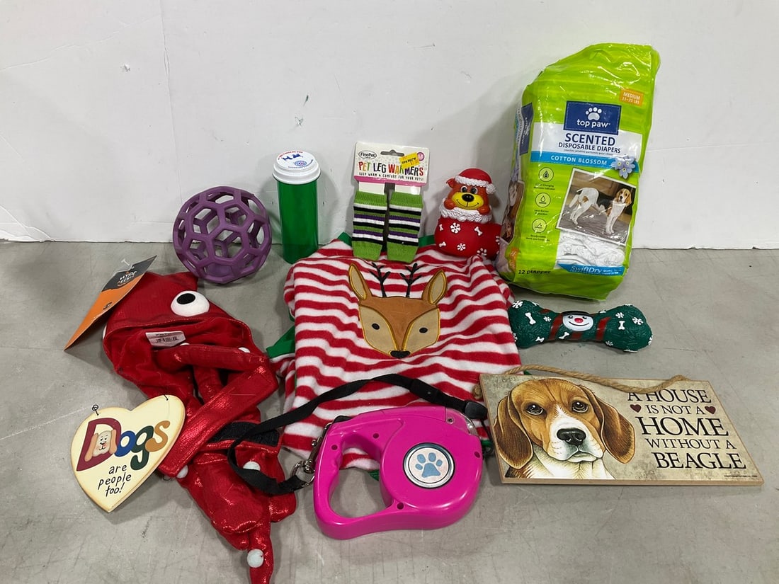 Various pet supplies, toys, and accessories (1 of 1)