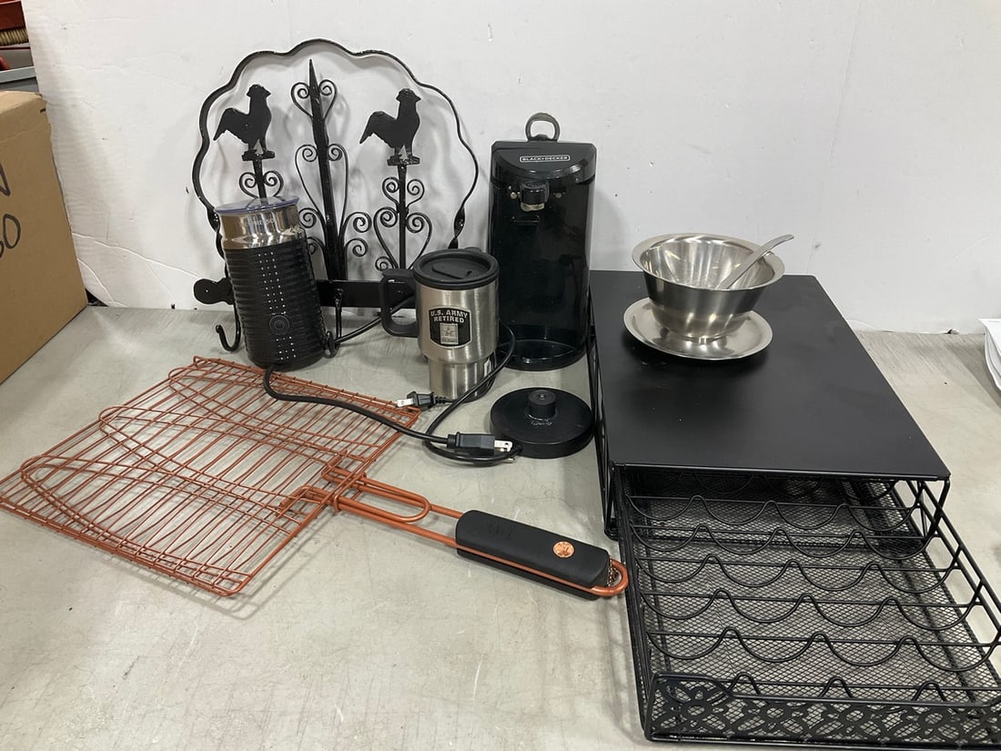 Black & Decker can opener, K Cup organizer, and more (1 of 1)