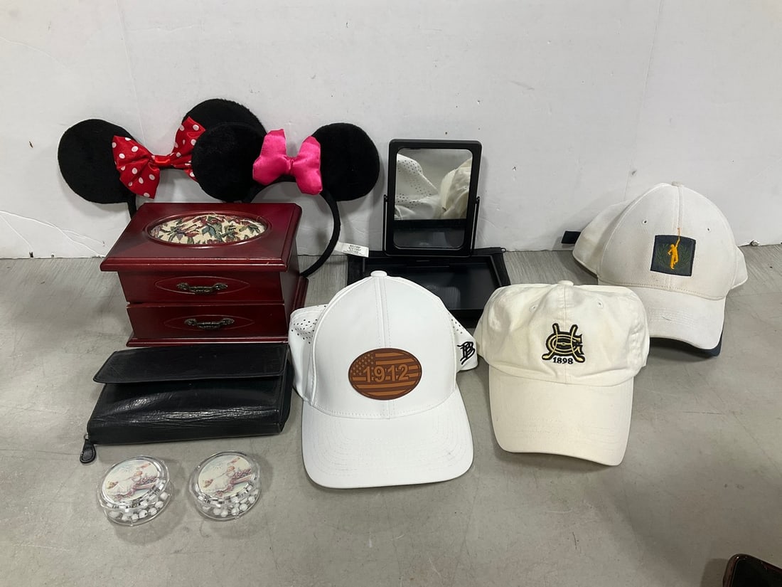 Minnie Mouse/Mickey Mouse headbands, jewelry organizer, travel mirror, and more: Minnie Mouse/Mickey Mouse headbands, jewelry organizer, travel mirror, and more