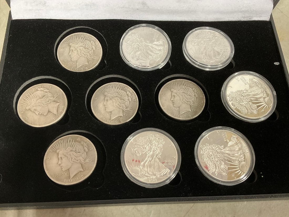 Replica silver dollars and american eagles (1 of 1)