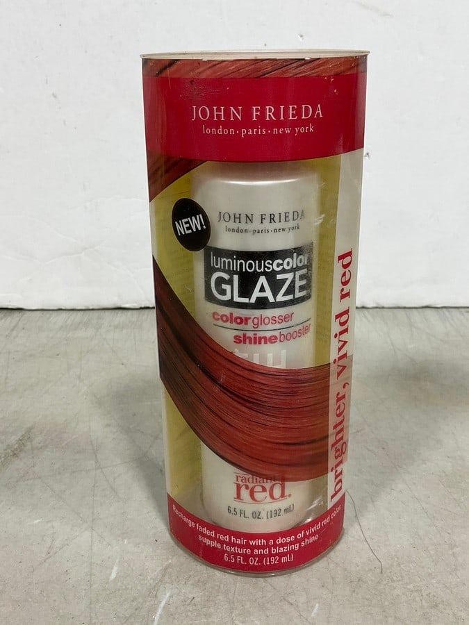 John Frieda red color/shine booster(6.5 fl.oz. new in box): John Frieda red color/shine booster(6.5 fl.oz. new in box)