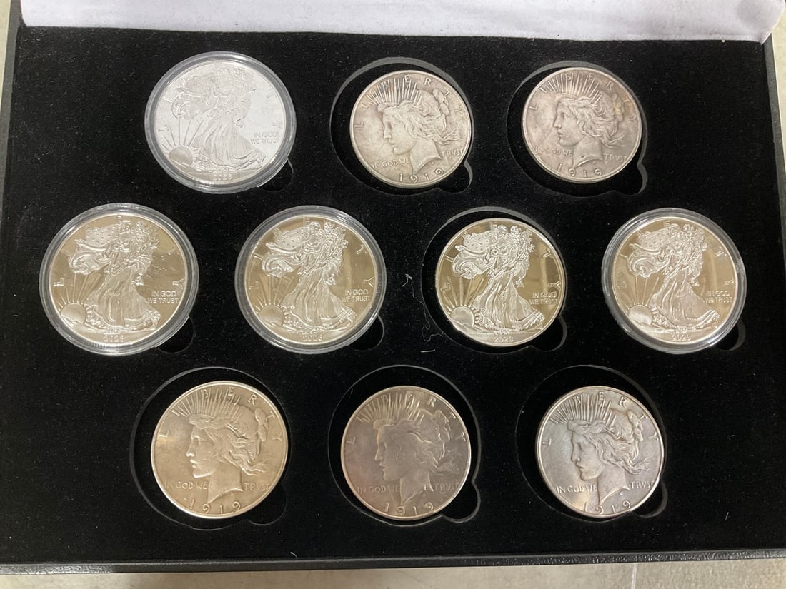 Replica silver dollars and american eagles (1 of 1)