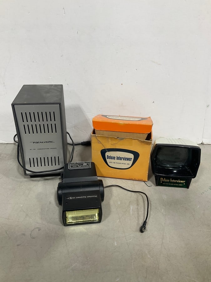 Realistic SP-150 communications speaker, Deluxe Interviewer, and Vivitar flash attachment (1 of 1)