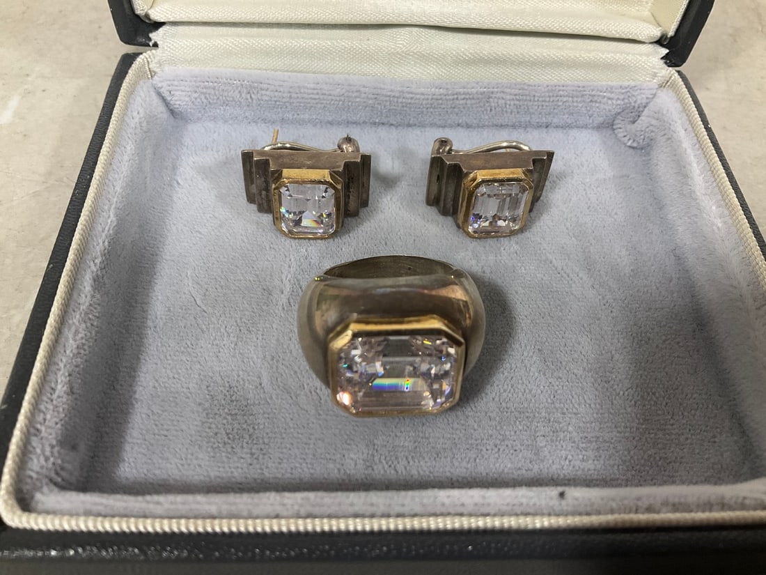 Vintage sterling silver womans earrings and ring (1 of 1)