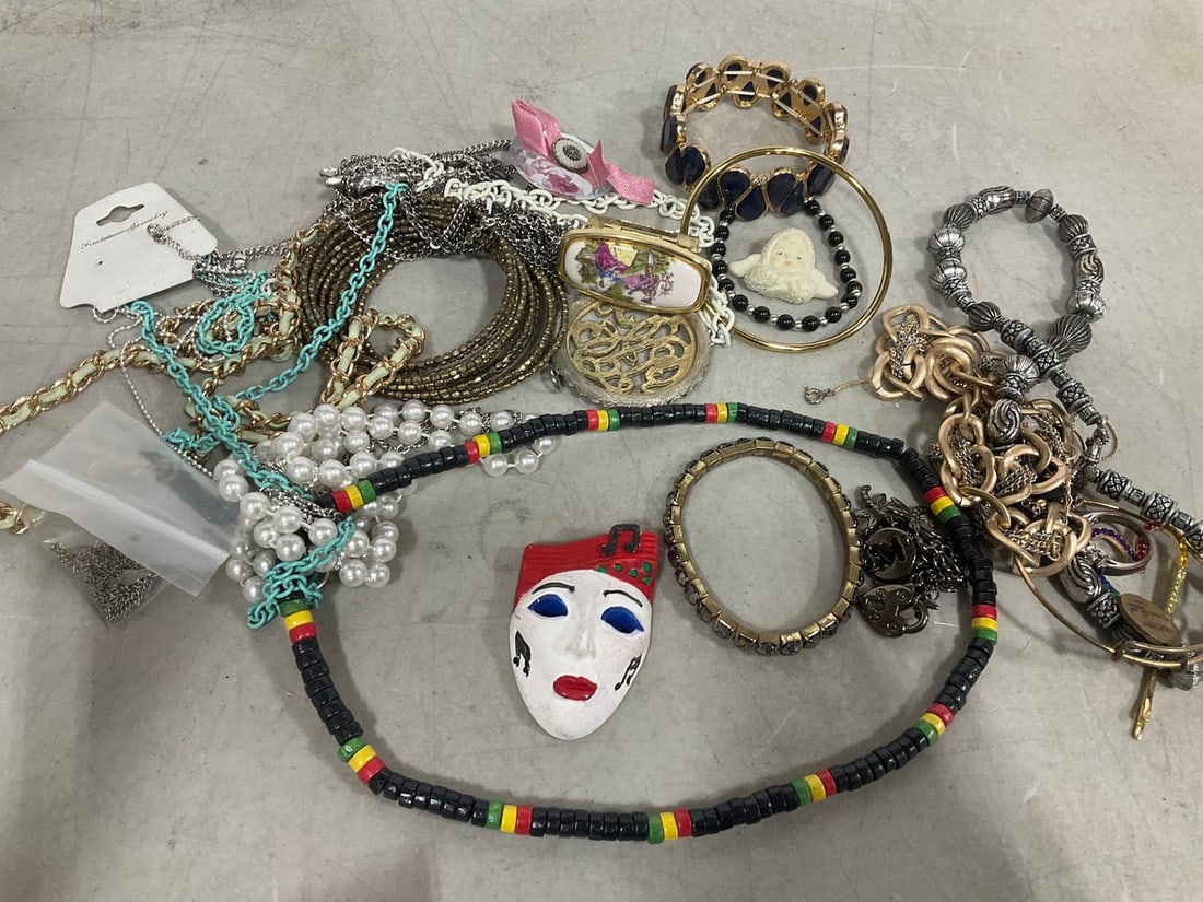 Costume jewelry and more (1 of 1)