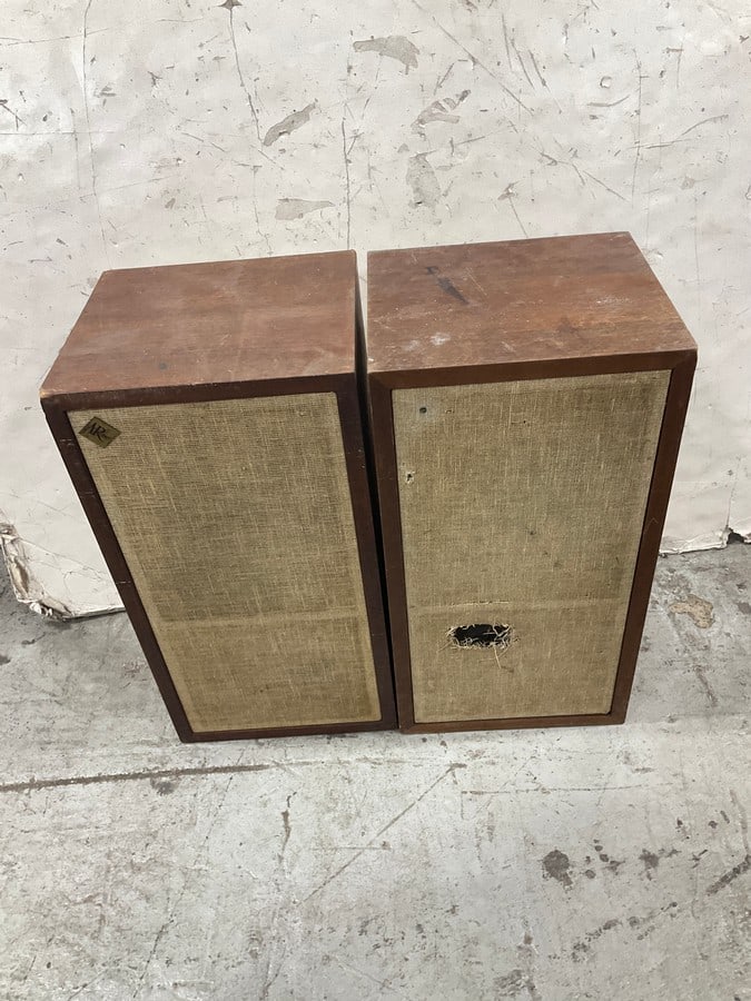 Vintage AR Inc Speakers (1 of 1)