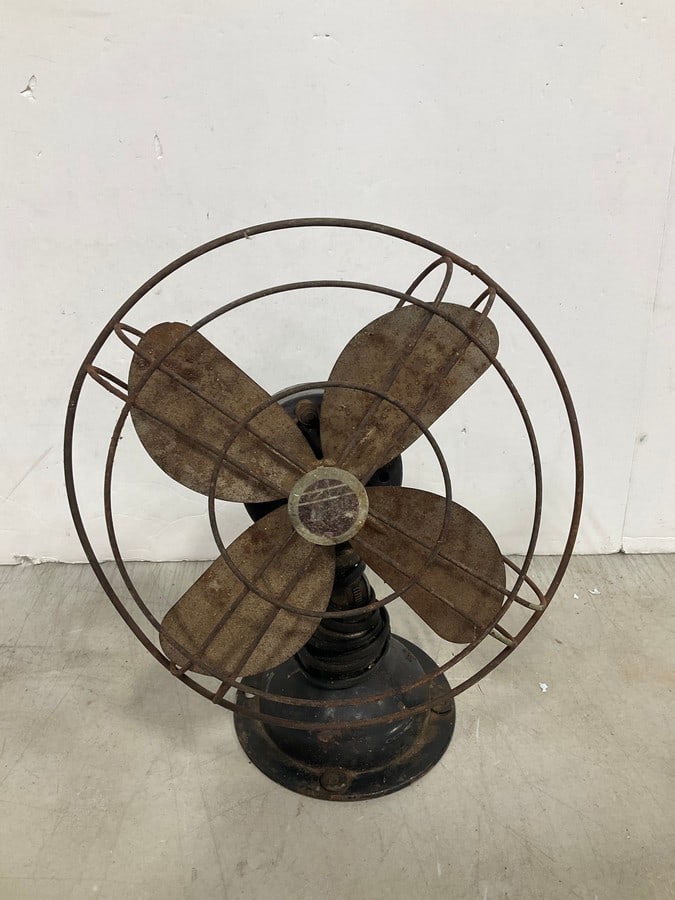Vintage Emerson Electric Desk Fan (1 of 1)