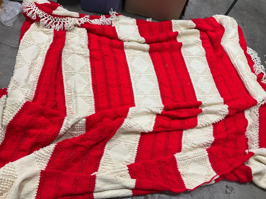 Handmade Red/White Striped Knitted Blanket (80inx80in): Handmade Red/White Striped Knitted Blanket (80inx80in)
