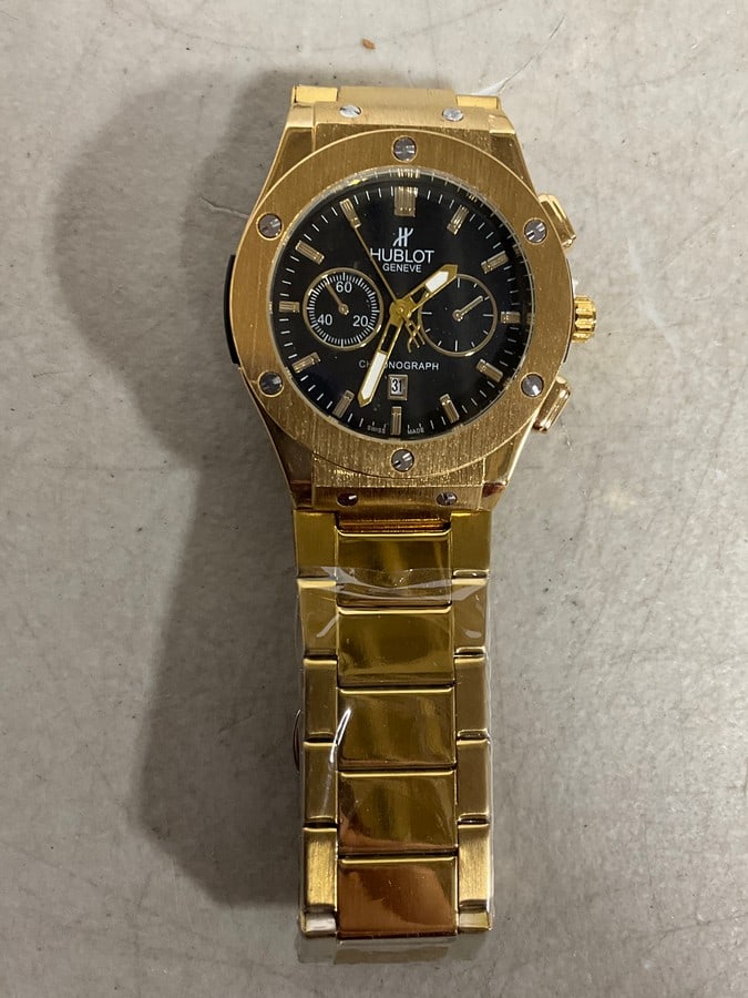 Hublet Watch (No Box, No Papers, Not Authenticated. Likely a High End/Super Expensive Rep): Hublet Watch (No Box, No Papers, Not Authenticated. Likely a High End/Super Expensive Rep)