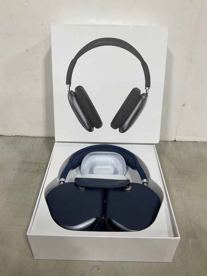 Apple Airpod Max Headphones *in box* (1 of 1)
