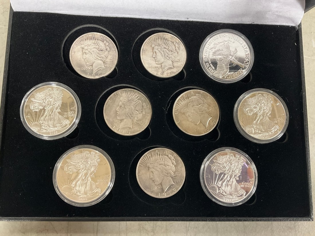 Replica Coins (1 of 1)