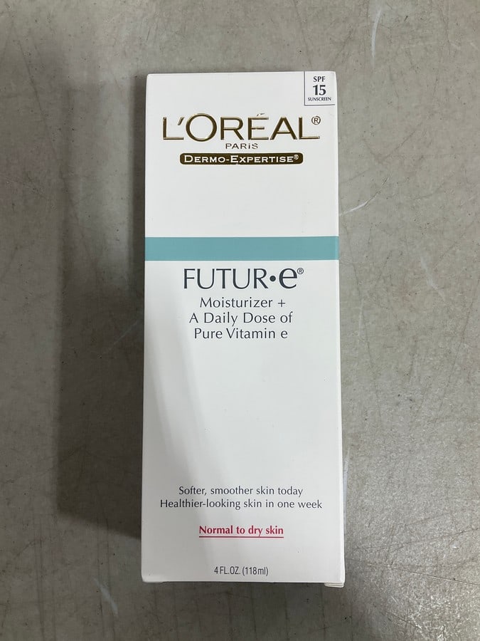 Loreal futur e moisturizer(4fl.oz.-new in box): Loreal futur e moisturizer(4fl.oz.-new in box)