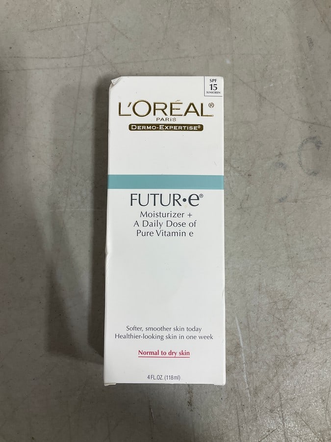 Loreal futur e moisturizer(4fl.oz.-new in box): Loreal futur e moisturizer(4fl.oz.-new in box)