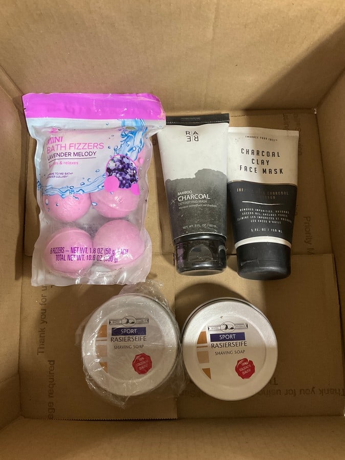 Charcoal masks(5fl.oz.), rasierseife shaving soap, and mini bath fizzers: Charcoal masks(5fl.oz.), rasierseife shaving soap, and mini bath fizzers