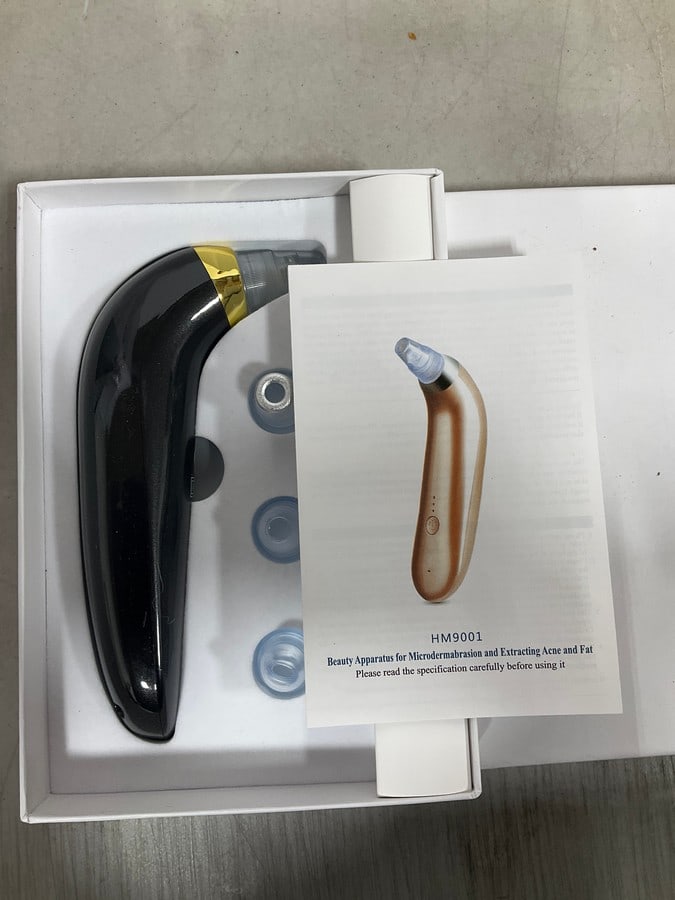 Beauty Microdermabrasion Acne Extraction Tool *in box*: Beauty Microdermabrasion Acne Extraction Tool *in box*