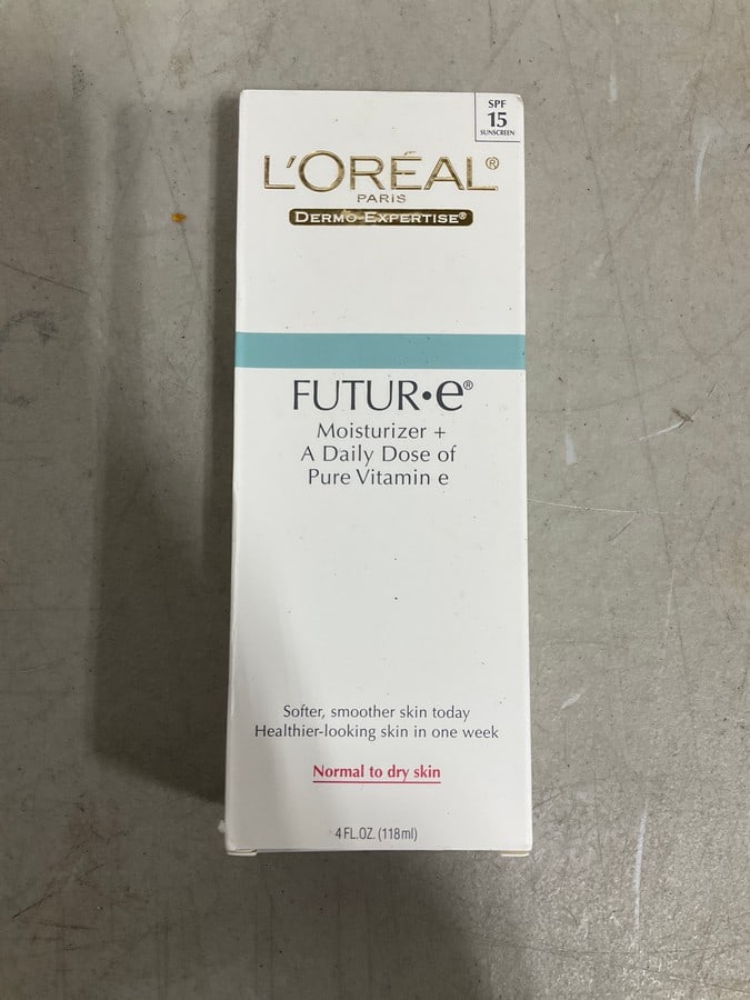 Loreal futur e moisturizer(4fl.oz.-new in box): Loreal futur e moisturizer(4fl.oz.-new in box)