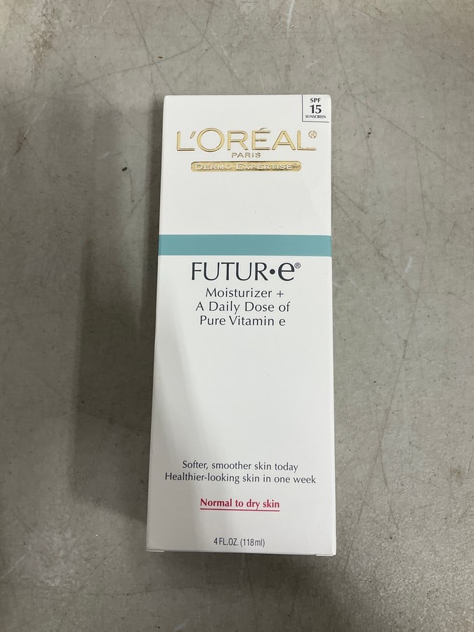 Loreal futur e moisturizer(4fl.oz.-new in box): Loreal futur e moisturizer(4fl.oz.-new in box)