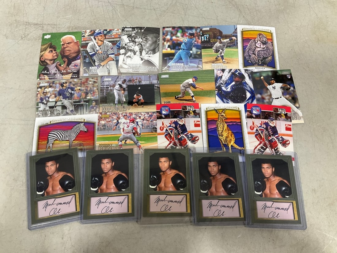 Muhammad Ali facsimile cards and other collectible cards (1 of 1)