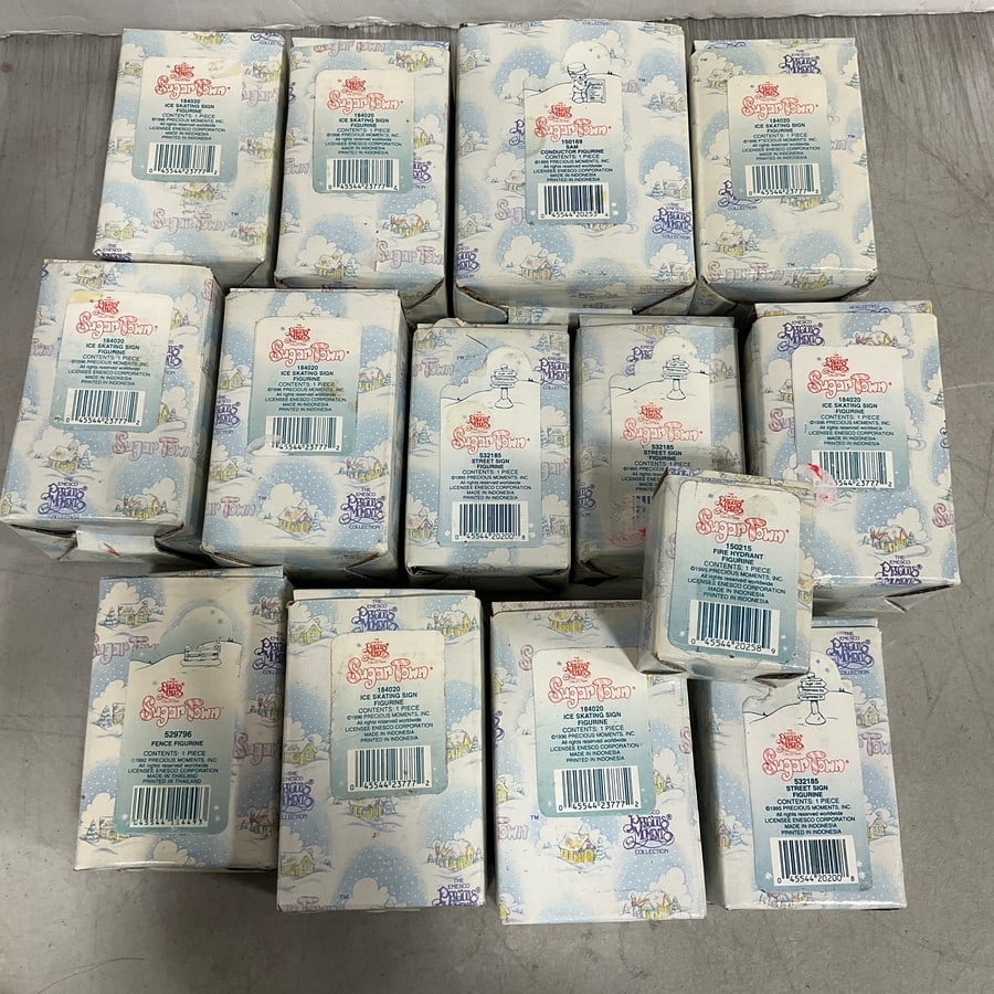 Precious Moments collectibles(new in box): Precious Moments collectibles(new in box)