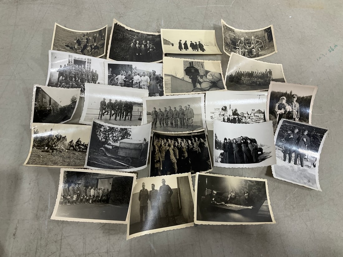 Original WWII german military photos (1 of 1)