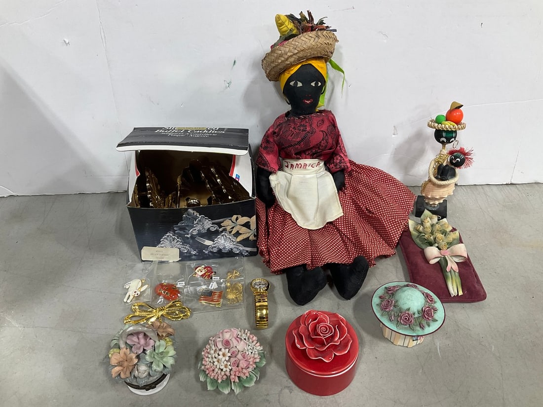 Trinket boxes, silver plated buffet caddies, and more: Trinket boxes, silver plated buffet caddies, and more