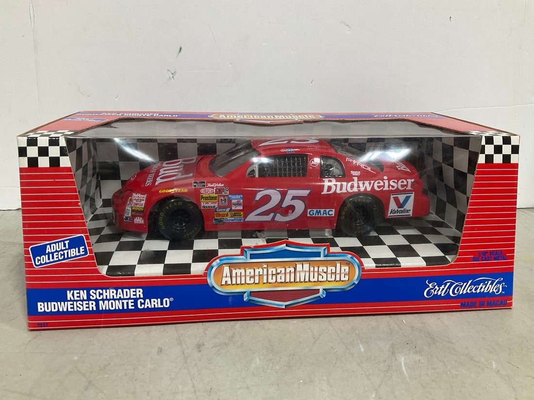 American Muscle 1:18 Ken Schrader Budweiser Monte Carlo Collectible *new in box* (1 of 1)