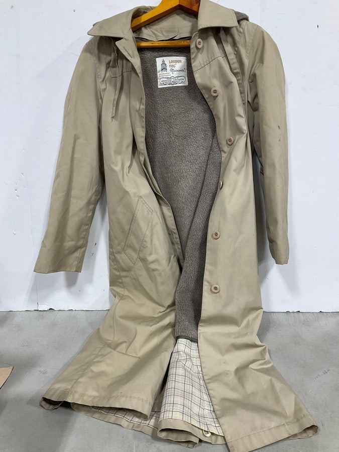 London Fog Maincoats button up coat(8R) (1 of 1)