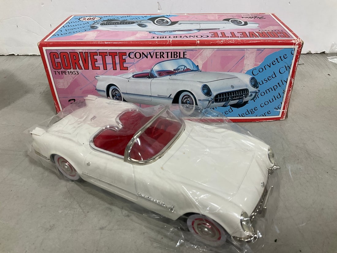 Vintage japan made diecast Corvette convertible (1 of 1)