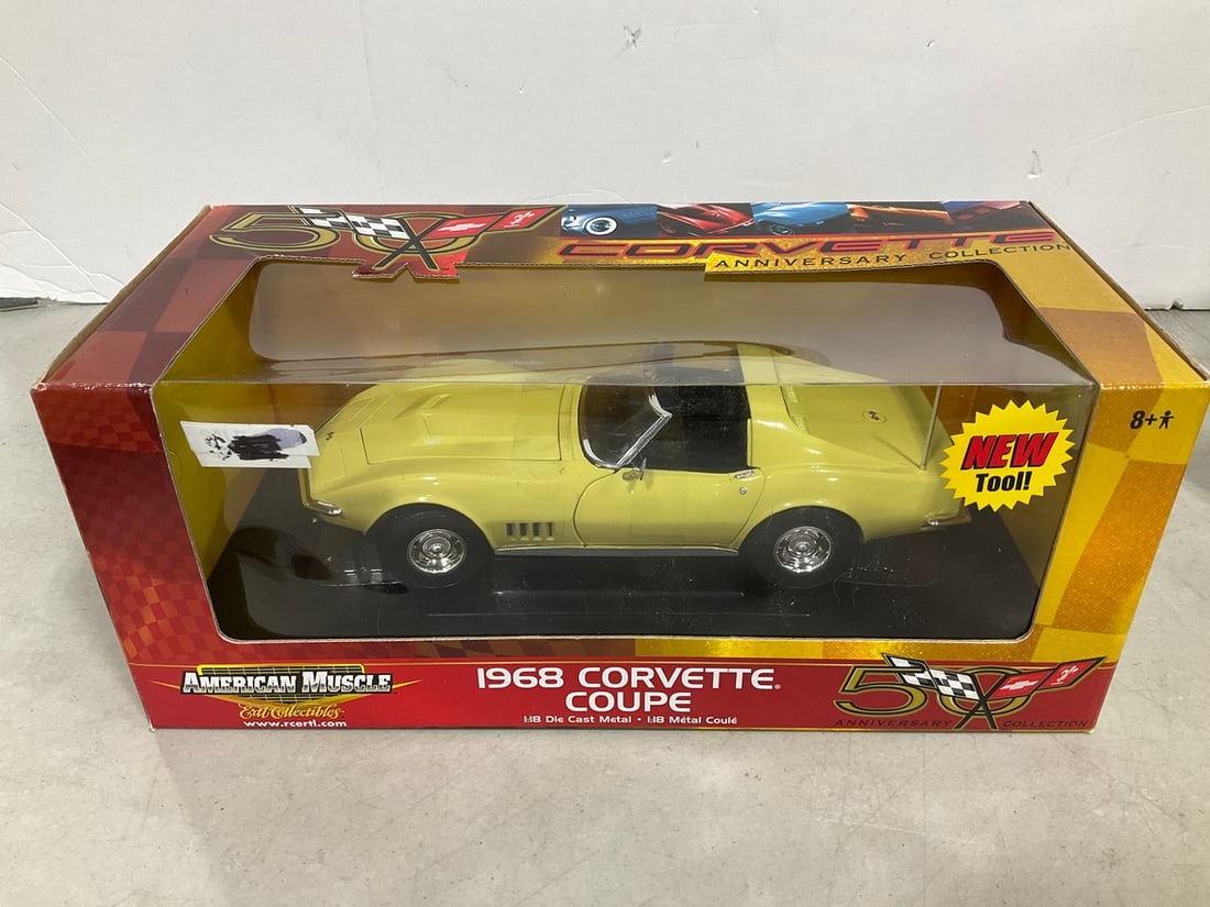 American Muscle 1:18 1968 yellow Corvette Coupe collectible*new in box* (1 of 1)