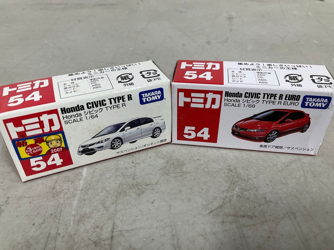 Tomy 1:64 Honda Civic type R and 1:68 Honda Civic Type R euro diecast collectibles *new in box*: Tomy 1:64 Honda Civic type R and 1:68 Honda Civic Type R euro diecast collectibles *new in box*