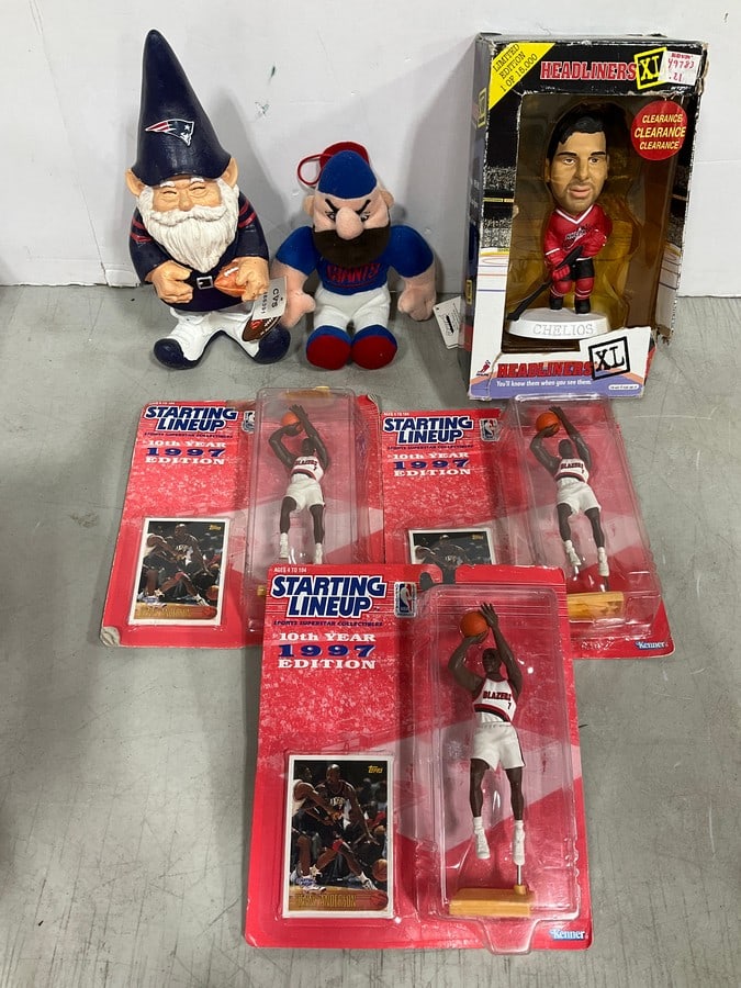 Starting Lineup 1997 Kenny Anderson collectibles(new in package), Headliners XL collectible figure, (1 of 1)