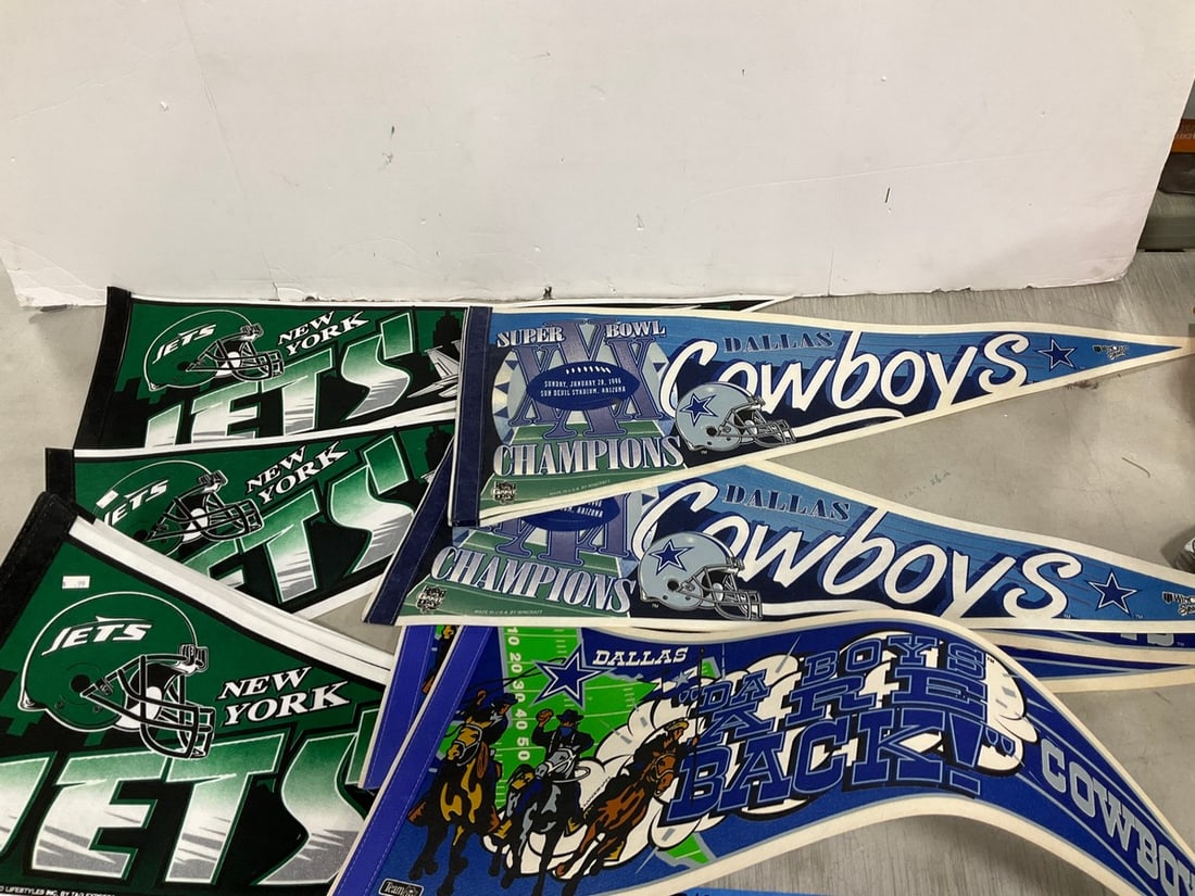 NY Jets and Dallas Cowboys sports banners(30in.long) (1 of 1)