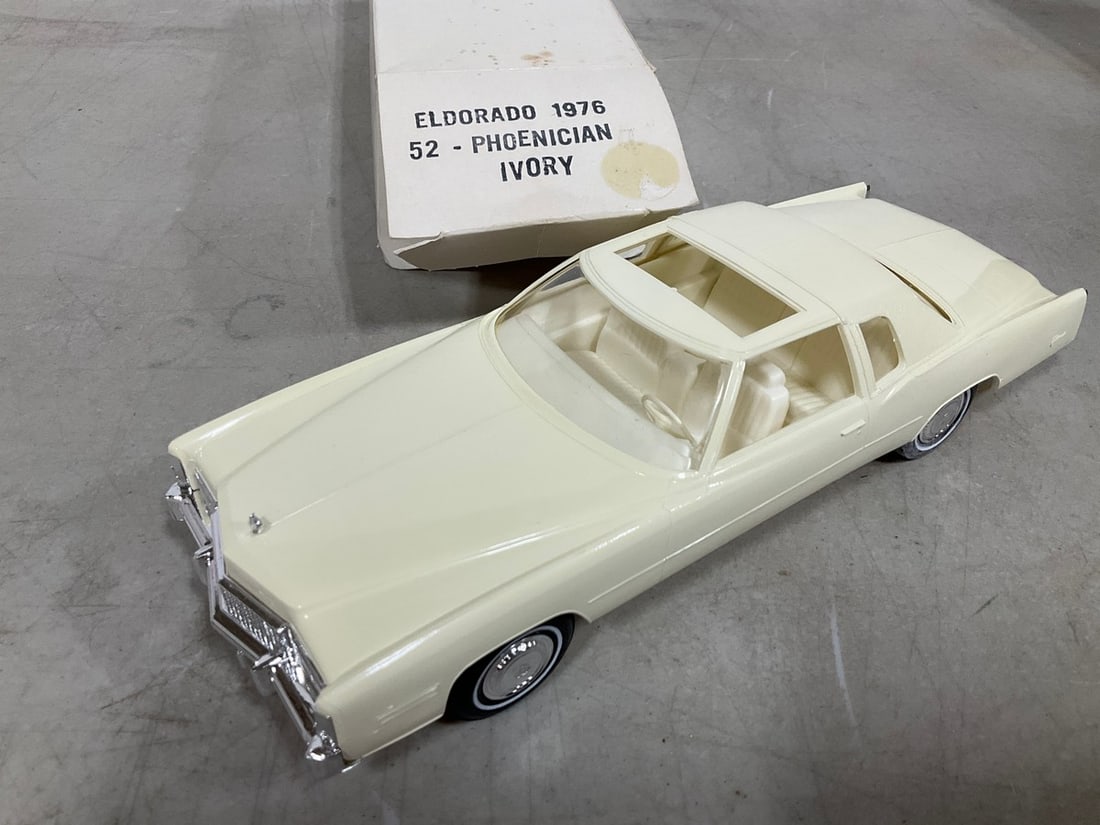 1976 El Dorado diecast collectible: 1976 El Dorado diecast collectible